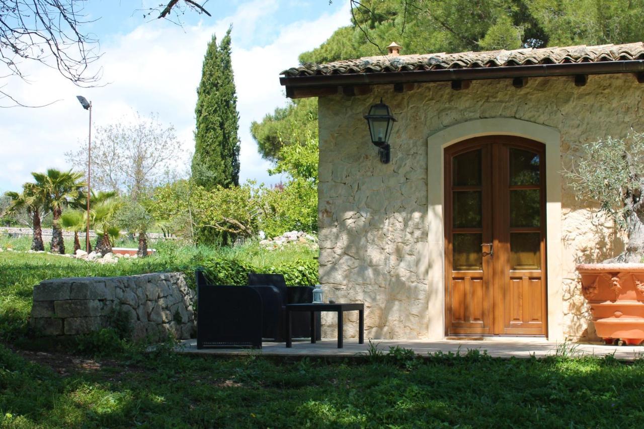 Il Borghetto Di Santa Lucia Villa Noto Exterior photo